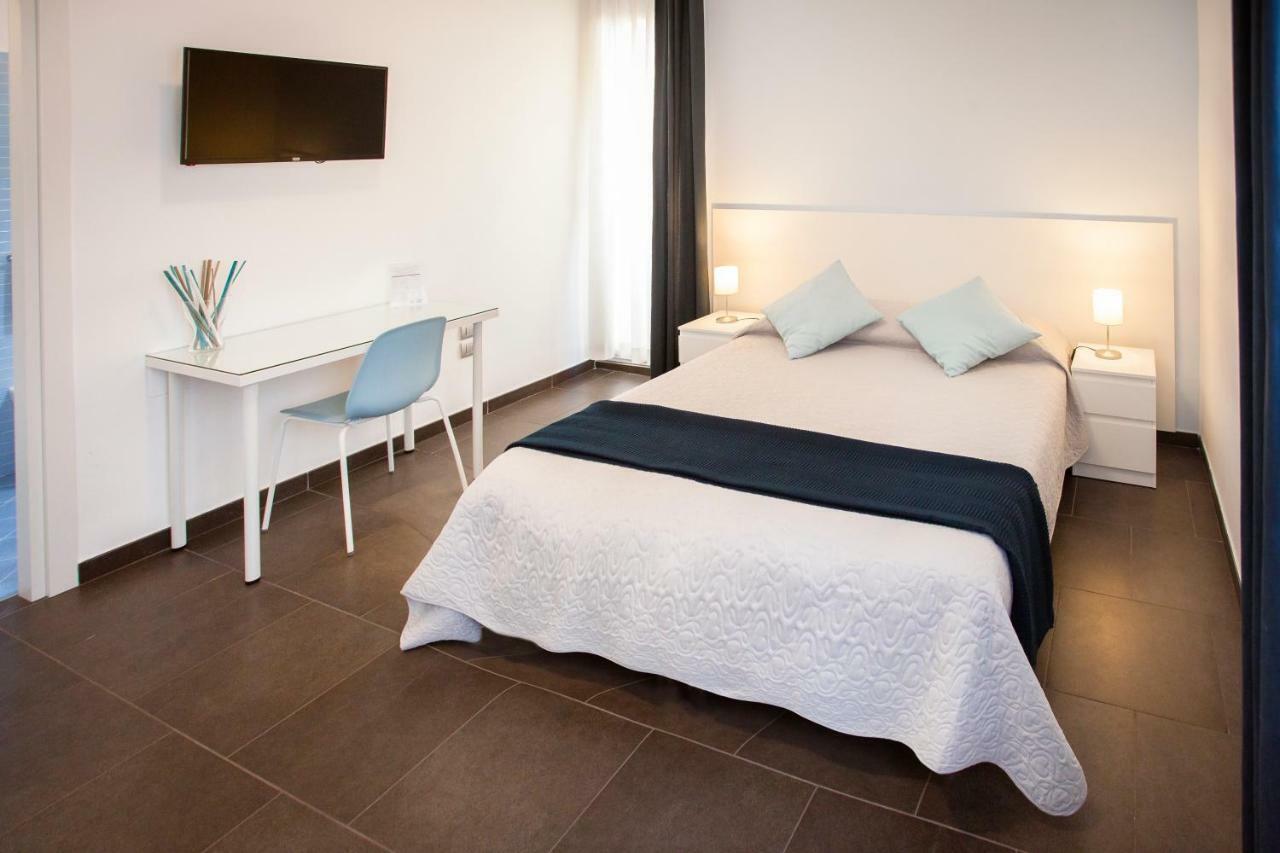 Rosella'S Rooms Matera Bagian luar foto