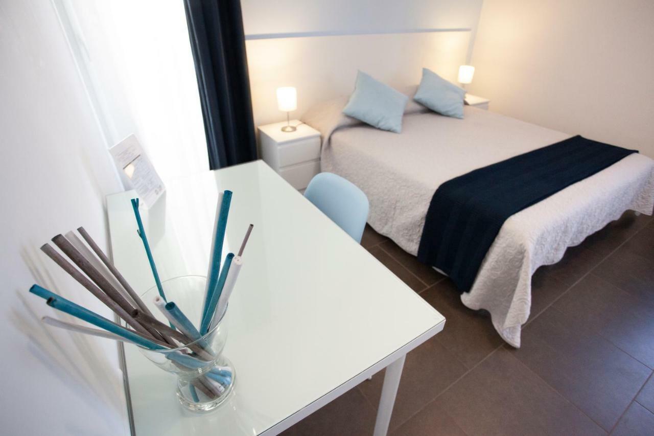 Rosella'S Rooms Matera Bagian luar foto